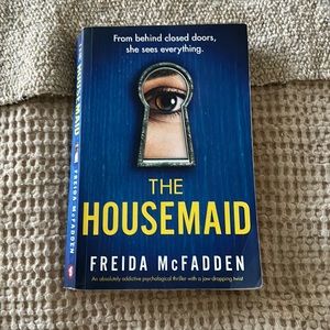 The Housemaid by Frieda McFadden
